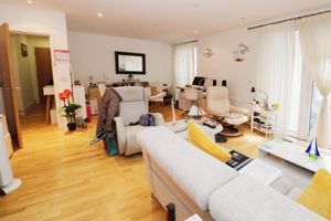 WATERSIDE MARINA- click for photo gallery